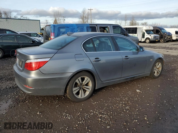 2009 BMW 5 Series 528i with VIN WBANU53519C123474, listed as a Copart auction lot 46118525 with 87,782 mi miles and Clean Title. Bid and sale history available at carsss.com. Image 3.