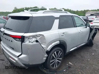2024 Nissan Pathfinder Platinum with VIN 5N1DR3DJXRC298866, listed as a IAAI auction lot 42607262 with 4,683 mi miles and . Bid and sale history available at DreamBid. Image 4.