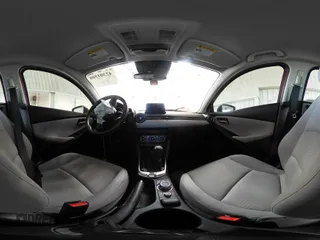 2019 Toyota Yaris L z VIN 3MYDLBYVXKY524593, wystawiony jako IAAI lot #42301508 z przebiegiem 45 596 mil mil oraz . Historia ofert i sprzedaży dostępna na DreamBid. Obrazek 19.