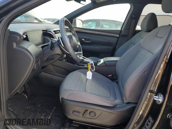 2023 Hyundai Santa Cruz SEL Premium z VIN 5NTJDDAF8PH051960, wystawiony jako Copart lot #44901525 z przebiegiem 16 301 mil mil oraz Szkoda całkowita • Salvage title. Historia ofert i sprzedaży dostępna na DreamBid. Obrazek 7.