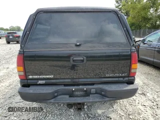 2002 Chevrolet Silverado 1500HD LT z VIN 1GCGK13U02F232577, wystawiony jako Copart lot #66970604 z przebiegiem Nie podano mil oraz Szkoda całkowita • Salvage title. Historia ofert i sprzedaży dostępna na DreamBid. Obrazek 6.