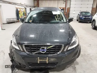 2013 Volvo XC60 3.2L with VIN YV4952DZ4D2368167, listed as a IAAI auction lot 42307525 with 13,302 mi miles and . Bid and sale history available at DreamBid. Image 12.