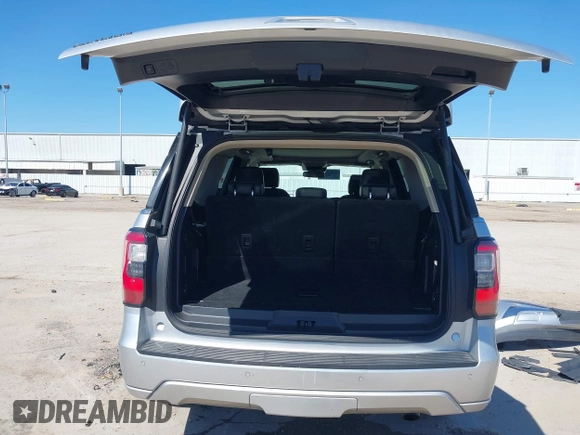 2018 Ford Expedition Platinum with VIN 1FMJU1LT7JEA44453, listed as a IAAI auction lot 41768729 with 87,951 mi miles and . Bid and sale history available at DreamBid. Image 18.