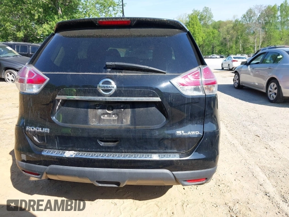2015 Nissan Rogue SL with VIN 5N1AT2MV0FC879838, listed as a IAAI auction lot 42144778 with 200,965 mi miles. Bid and sale history available at carsss.com. Image 17.