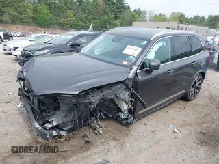 2024 Volvo XC90 Plus Bright Theme z VIN YV4L12PE1R1234921, wystawiony jako IAAI lot #42255873 z przebiegiem 22 994 mil mil oraz . Historia ofert i sprzedaży dostępna na DreamBid. Obrazek 2.