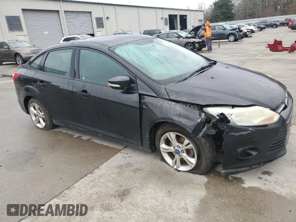 2013 Ford Focus SE with VIN 1FADP3F25DL198883, listed as a Copart auction lot 46290185 with Not Provided miles and Salvage Title. Bid and sale history available at carsss.com. Image 4.