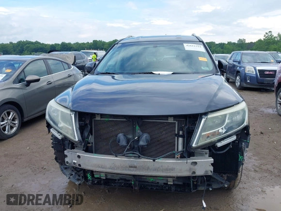 2014 Nissan Pathfinder S with VIN 5N1AR2MM1EC649794, listed as a IAAI auction lot 42611322 with 118,257 mi miles and . Bid and sale history available at DreamBid. Image 12.