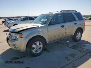 2012 Ford Escape XLT with VIN 1FMCU0D70CKA83488, listed as a Copart auction lot 48393545 with 136,531 mi miles and Salvage Title. Bid and sale history available at carsss.com. Image 1.