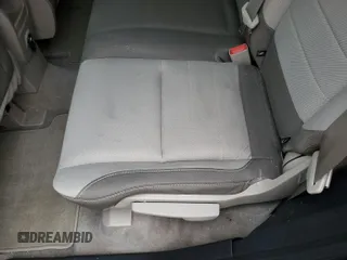 2014 Ford Escape SE z VIN 1FMCU9GX8EUC02895, wystawiony jako IAAI lot #42511705 z przebiegiem 104 900 mil mil oraz . Historia ofert i sprzedaży dostępna na DreamBid. Obrazek 17.