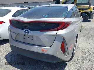 2017 Toyota Prius Plus z VIN JTDKARFPXH3057525, wystawiony jako IAAI lot #42356340 z przebiegiem 149 939 mil mil oraz . Historia ofert i sprzedaży dostępna na DreamBid. Obrazek 17.