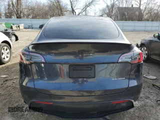 2024 Tesla Model Y Long Range with VIN 7SAYGDEE4RA281227, listed as a Copart auction lot 48356305 with 16,839 mi miles and Salvage Title. Bid and sale history available at DreamBid. Image 6.