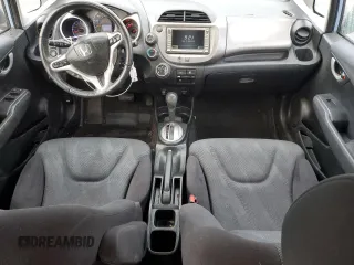2009 Honda Fit Sport w/Navi with VIN JHMGE886X9S042490, listed as a Copart auction lot 86179244 with 109,130 mi miles and Salvage Title. Bid and sale history available at carsss.com. Image 8.