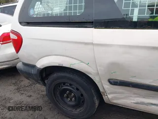 2006 Dodge Caravan Cargo with VIN 1D4GP21E66B515326, listed as a IAAI auction lot 41611035 with 61,398 mi miles. Bid and sale history available at carsss.com. Image 15.