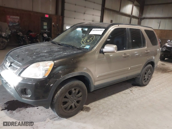 2006 Honda CR-V EX SE with VIN JHLRD78966C005379, listed as a IAAI auction lot 41284684 with 120,182 mi miles. Bid and sale history available at carsss.com. Image 2.