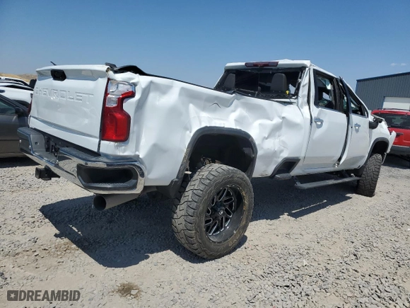 2020 Chevrolet Silverado 3500HD LTZ with VIN 1GC4YUEY6LF164502, listed as a Copart auction lot 63255174 with 26,904 mi miles and Salvage Title. Bid and sale history available at carsss.com. Image 3.