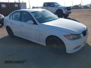 2008 BMW 3 Series 328xi with VIN WBAVC935X8K040995, listed as a IAAI auction lot 42713837 with 87,042 mi miles and . Bid and sale history available at DreamBid. Image 1.