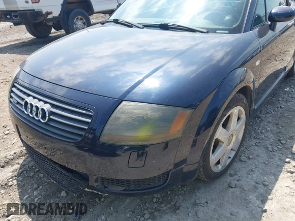 2002 Audi TT with VIN TRUUT28N721004019, listed as a IAAI auction lot 42729533 with 19,633 mi miles and . Bid and sale history available at DreamBid. Image 12.