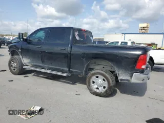 2015 Ram 2500 Tradesman with VIN 3C6UR5CLXFG694153, listed as a Copart auction lot 48870935 with 199,631 mi miles and Salvage title. Bid and sale history available at DreamBid. Image 2.