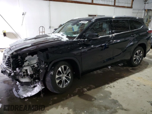 2021 Toyota Highlander XLE with VIN 5TDHZRBHXMS554620, listed as a Copart auction lot 45328635 with 67,262 mi miles and Salvage title. Bid and sale history available at DreamBid. Image 1.