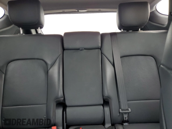 2018 Hyundai Santa Fe Ultimate с VIN 5XYZW4LA5JG545656, выставлен на аукционе Copart как лот 57390895 с пробегом 82 988 миль миль и На запчасти • Non repairable. История ставок и продаж доступна на DreamBid. Изображение 10.