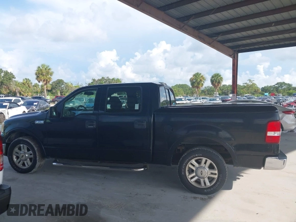 2004 Ford F-150 XLT z VIN 1FTPW12554KD31646, wystawiony jako IAAI lot #42798307 z przebiegiem 263 985 mil mil oraz . Historia ofert i sprzedaży dostępna na DreamBid. Obrazek 14.