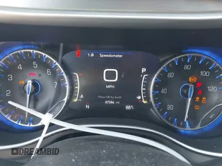 2020 Chrysler Pacifica Launch Edition with VIN 2C4RC3BGXLR267876, listed as a IAAI auction lot 42424841 with 87,586 mi miles and . Bid and sale history available at DreamBid. Image 7.