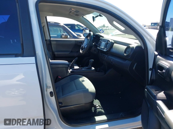 2016 Toyota Tacoma SR5 with VIN 5TFAX5GNXGX073358, listed as a IAAI auction lot 41400235 with 65,672 mi miles and . Bid and sale history available at DreamBid. Image 5.