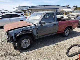 1993 Toyota 2WD Pickups with VIN 4TARN81A8PZ090398, listed as a Copart auction lot 50452745 with 0 mi miles and Salvage Title. Bid and sale history available at carsss.com. Image 1.