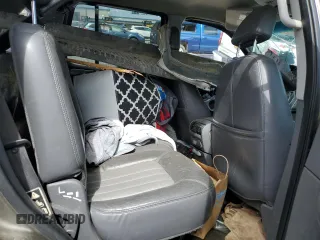 2002 Mercury Mountaineer z VIN 4M2ZU86E02ZJ12660, wystawiony jako Copart lot #51741525 z przebiegiem Nie podano mil oraz Szkody całkowita. Historia ofert i sprzedaży dostępna na DreamBid. Obrazek 11.