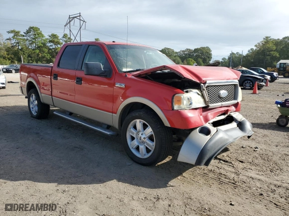 2007 Ford F-150 XLT with VIN 1FTPW12V27FB39436, listed as a Copart auction lot 39191654 with 218,999 mi miles and Salvage Title. Bid and sale history available at carsss.com. Image 4.