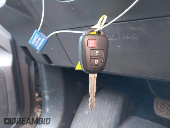 2022 Toyota Tacoma SR z VIN 3TYAX5GN5NT046897, wystawiony jako IAAI lot #42253604 z przebiegiem 69 246 mil mil oraz . Historia ofert i sprzedaży dostępna na DreamBid. Obrazek 11.