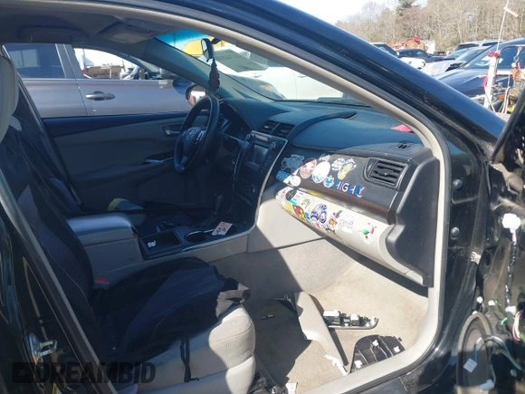 2017 Toyota Camry XLE with VIN 4T1BF1FK9HU272083, listed as a IAAI auction lot 41744530 with 152,458 mi miles. Bid and sale history available at carsss.com. Image 5.
