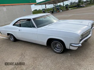 1966 Chevrolet Impala с VIN 164376R130769, выставлен на аукционе Copart как лот 56249945 с пробегом 26 996 миль миль и Чистый • Clean title. История ставок и продаж доступна на DreamBid. Изображение 1.