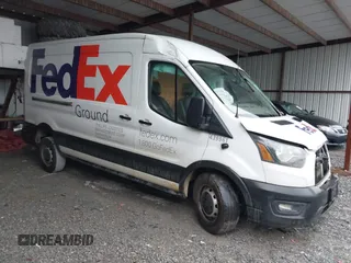 2020 Ford Transit Cargo z VIN 1FTBR1C83LKB20325, wystawiony jako IAAI lot #42316284 z przebiegiem 248 734 mil mil oraz . Historia ofert i sprzedaży dostępna na DreamBid. Obrazek 1.