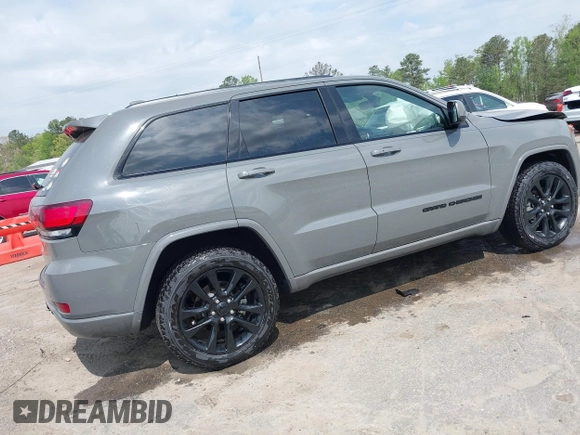 2019 Jeep Grand Cherokee Upland with VIN 1C4RJFAG5KC729664, listed as a IAAI auction lot 42077687 with 51,392 mi miles. Bid and sale history available at carsss.com. Image 4.
