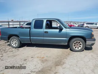 2006 Chevrolet Silverado 1500 Work Truck with VIN 1GCEC19X86Z167990, listed as a IAAI auction lot 41730563 with 165,088 mi miles. Bid and sale history available at carsss.com. Image 13.