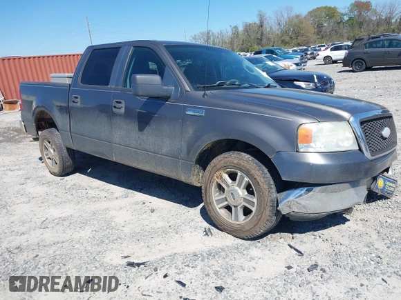 2008 Ford F-150 XL with VIN 1FTRW12W18FB31234, listed as a IAAI auction lot 41854945 with 374,269 mi miles. Bid and sale history available at carsss.com. Image 1.