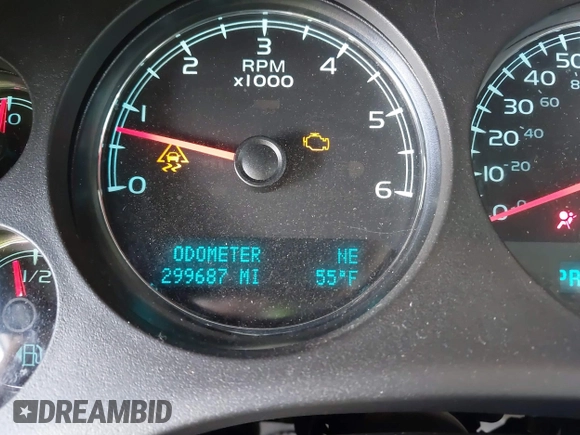 2010 GMC Yukon Denali with VIN 1GKUCEEF4AR235246, listed as a IAAI auction lot 41686326 with 299,687 mi miles. Bid and sale history available at carsss.com. Image 7.