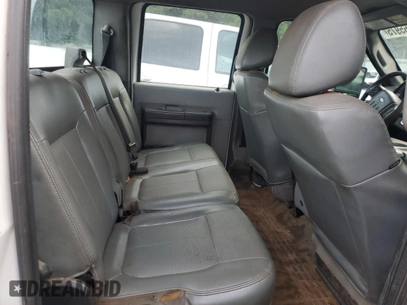 2015 Ford F-350 z VIN 1FT8W3AT0FEB30304, wystawiony jako Copart lot #58365975 z przebiegiem 310 945 mil mil oraz Czysty tytuł • Clean title. Historia ofert i sprzedaży dostępna na DreamBid. Obrazek 10.