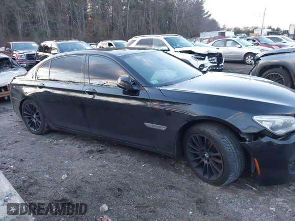 2015 BMW 7 Series 740Li xDrive with VIN WBAYF4C51FGS99074, listed as a IAAI auction lot 41222498 with 132,789 mi miles. Bid and sale history available at carsss.com. Image 13.