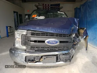 2019 Ford Super Duty F-250 SRW XL with VIN 1FD7W2A68KEF53315, listed as a Copart auction lot 88373025 with Not Provided miles and Clean Title. Bid and sale history available at carsss.com. Image 5.