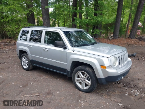 2011 Jeep Patriot Sport with VIN 1J4NF1GB0BD281031, listed as a IAAI auction lot 42203317 with 174,240 mi miles. Bid and sale history available at carsss.com. Image 1.