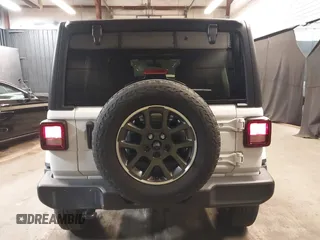 2021 Jeep Wrangler Unlimited Freedom with VIN 1C4HJXDNXMW681267, listed as a IAAI auction lot 42026181 with 40,143 mi miles and . Bid and sale history available at DreamBid. Image 16.
