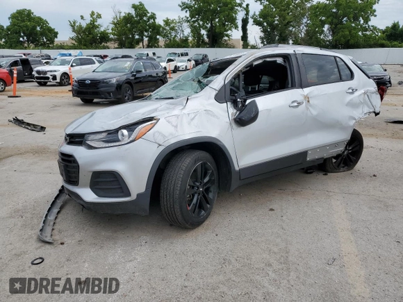 2020 Chevrolet Trax LT with VIN 3GNCJLSB4LL107206, listed as a Copart auction lot 62910035 with 135,480 mi miles and Salvage title. Bid and sale history available at DreamBid. Image 1.