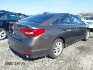 2016 Hyundai Sonata SE z VIN 5NPE24AF5GH269327, wystawiony jako IAAI lot #41810855 z przebiegiem 120 379 mil mil oraz . Historia ofert i sprzedaży dostępna na DreamBid. Obrazek 4.