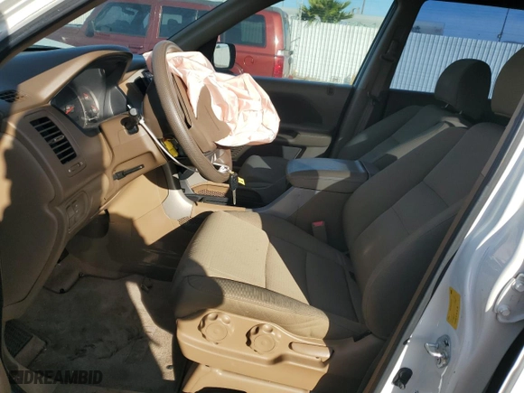 2007 Honda Pilot LX with VIN 5FNYF28177B014256, listed as a Copart auction lot 85744684 with 0 mi miles and Salvage Title. Bid and sale history available at carsss.com. Image 7.