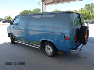 1989 Chevrolet Chevy Van z VIN 1GCEG25K3K7104404, wystawiony jako IAAI lot #42266335 z przebiegiem 96 272 mil mil oraz . Historia ofert i sprzedaży dostępna na DreamBid. Obrazek 3.