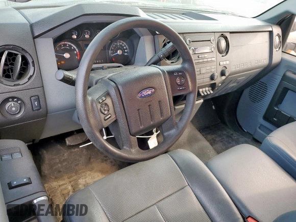 2016 Ford F-250 XL with VIN 1FTBF2A6XGEA64338, listed as a Copart auction lot 59768165 with 111,821 mi miles and Clean title. Bid and sale history available at DreamBid. Image 8.