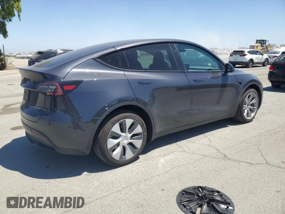 2024 Tesla Model Y Long Range с VIN 7SAYGDEE1RF060140, выставлен на аукционе Copart как лот 60923445 с пробегом 12 765 миль миль и Списание • Salvage title. История ставок и продаж доступна на DreamBid. Изображение 3.