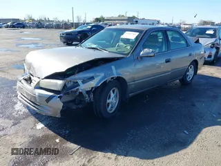 1998 Toyota Camry LE z VIN 4T1BG28KXWU248887, wystawiony jako IAAI lot #41507392 z przebiegiem Nie podano mil oraz . Historia ofert i sprzedaży dostępna na DreamBid. Obrazek 16.